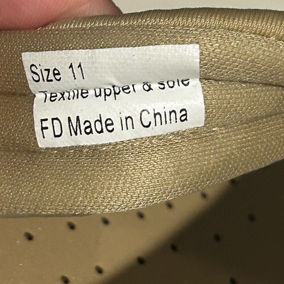 VOLATILE Women's Platform Wedge Zoe Sandals Size 11 NIB - Picture 9 of 10